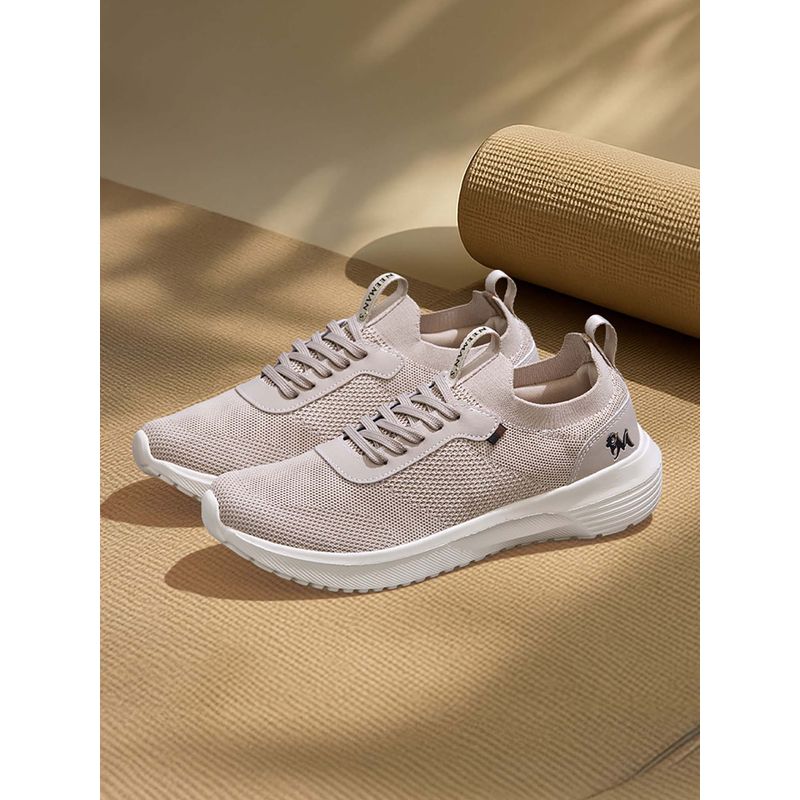 Neeman's Beige Daily Dasher Sneakers (UK 7)