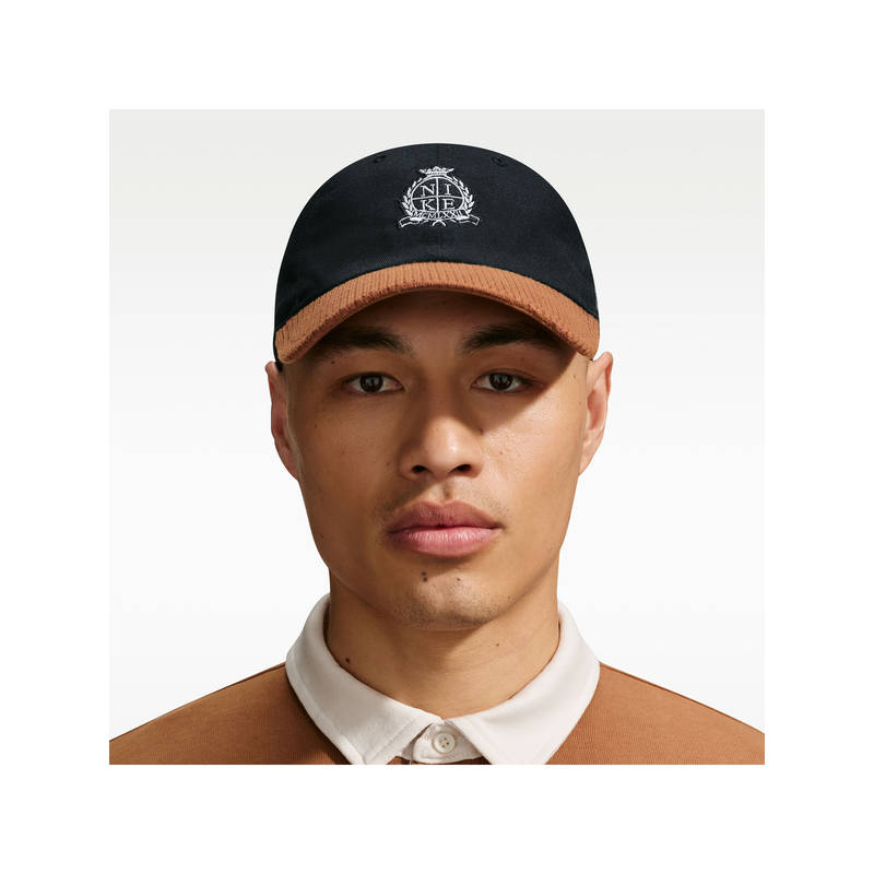 Nike Sportswear Unisex Black Club Cap (S)