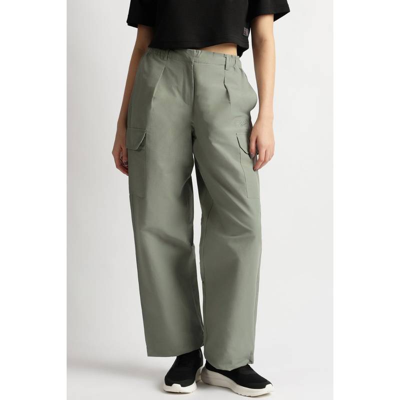 Reebok Women Green Pant (XL)