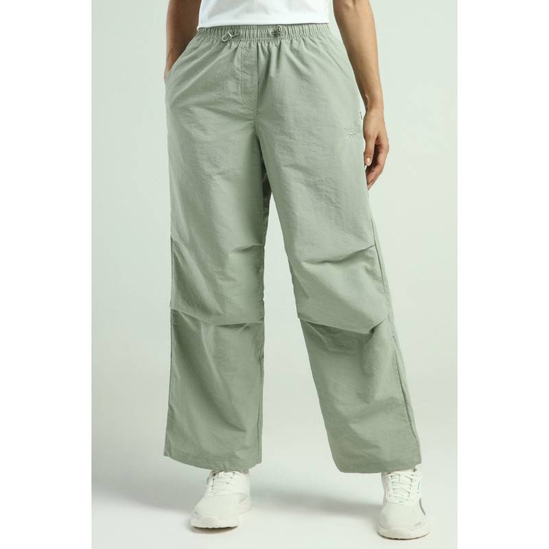 Reebok Women Green Pant (XS)