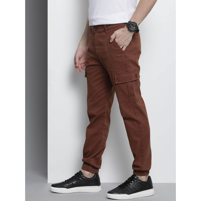 The Indian Garage Co Brown Solid Slim Fit Joggers (28)