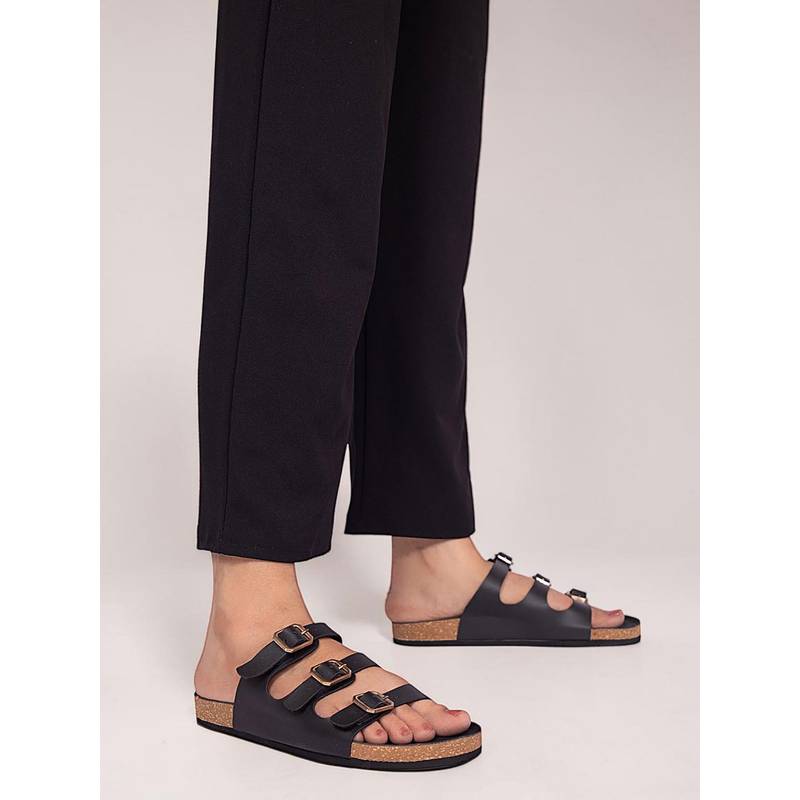 Truffle Collection Women Black Solid Flats (UK 3)
