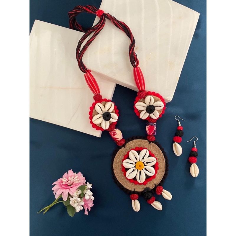 Buy Digital Dress Room Fabric Sea Shell Design Necklace with