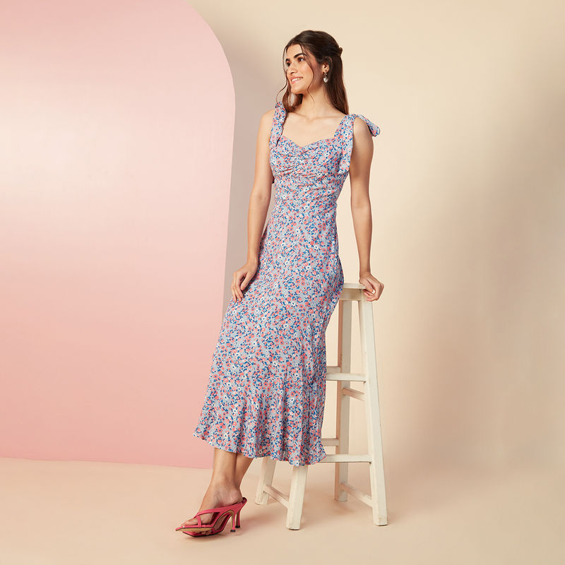 Twenty Dresses by Nykaa Fashion Blue Floral Printed Fit and Flare Midi Dress (XL)