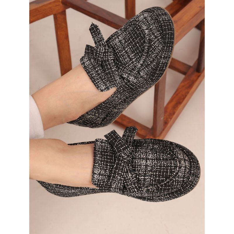 GLAM STORY Patakha Guddi Black Handcrafted Loafers (EURO 36)