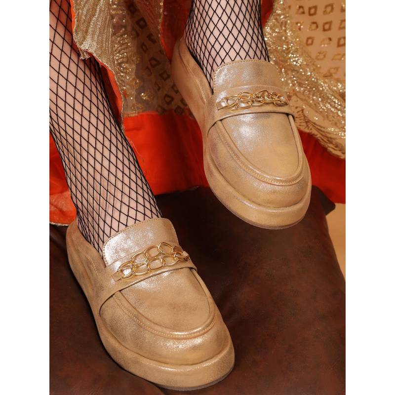 GLAM STORY Patakha Guddi Golden Handcrafted Loafers (EURO 36)