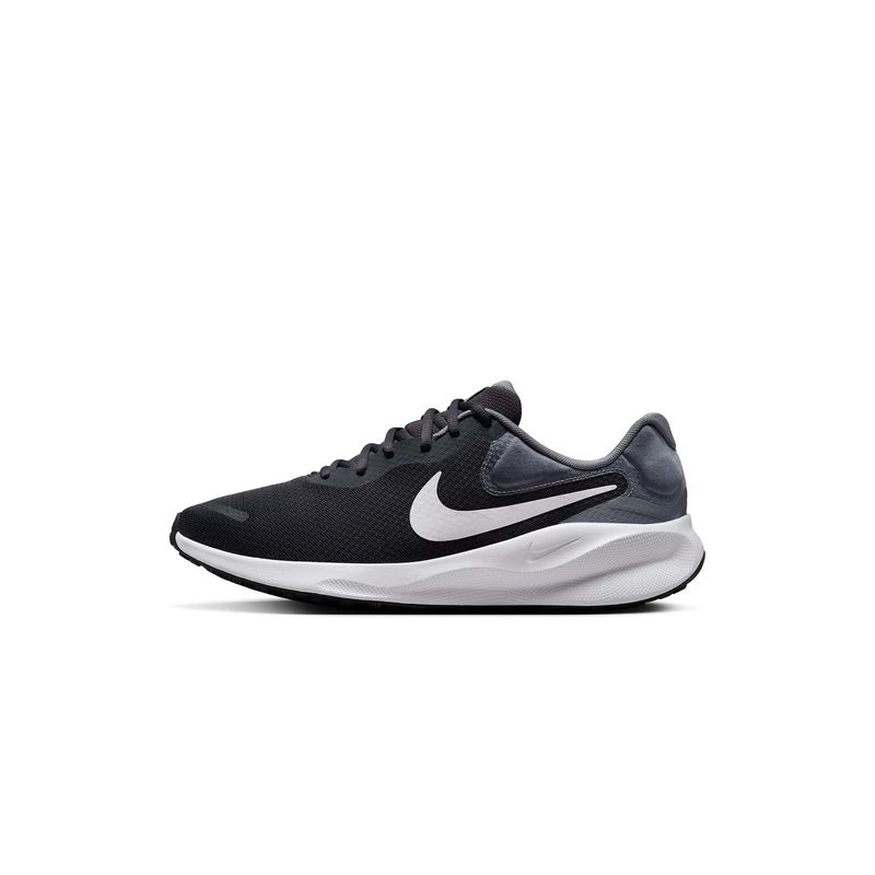Nike Revolution 7 Men Low Top Black Running Shoes (UK 7)