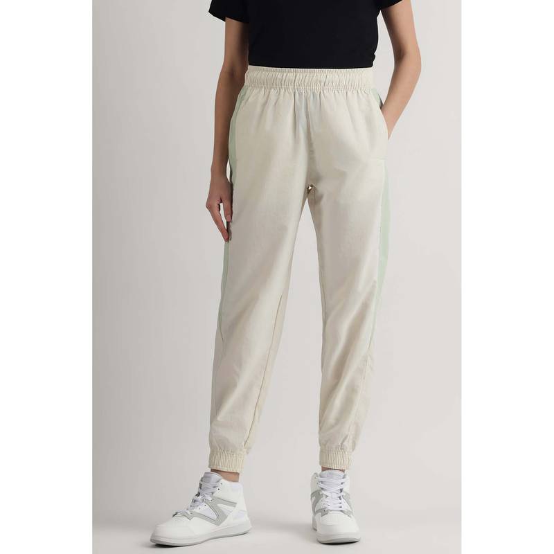 Reebok Women Beige Jogger Pants (S)