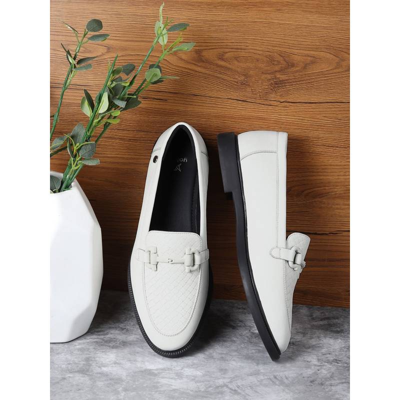 Yoho Women White Bliss 002 Loafers (UK 3)