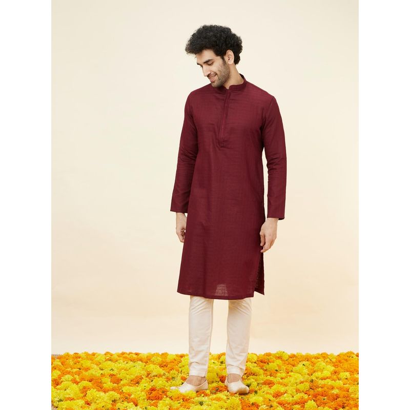 Manyavar Mens Maroon Cotton Solid Kurta Pyjama (Set of 2) (L)