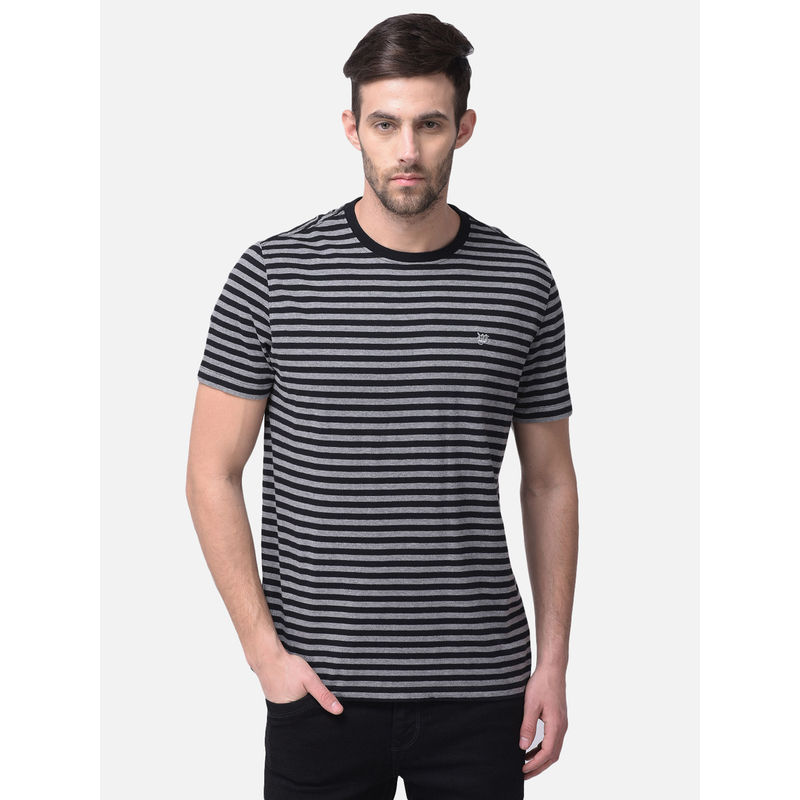 WOODS Multi-Color T-Shirt (M)