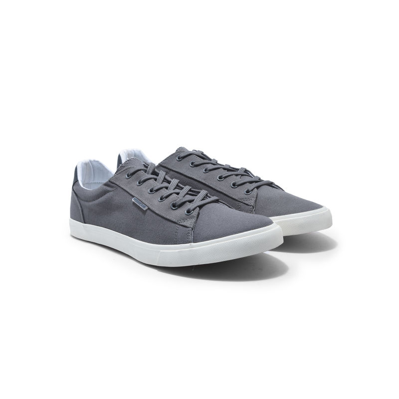 mens grey casual sneakers