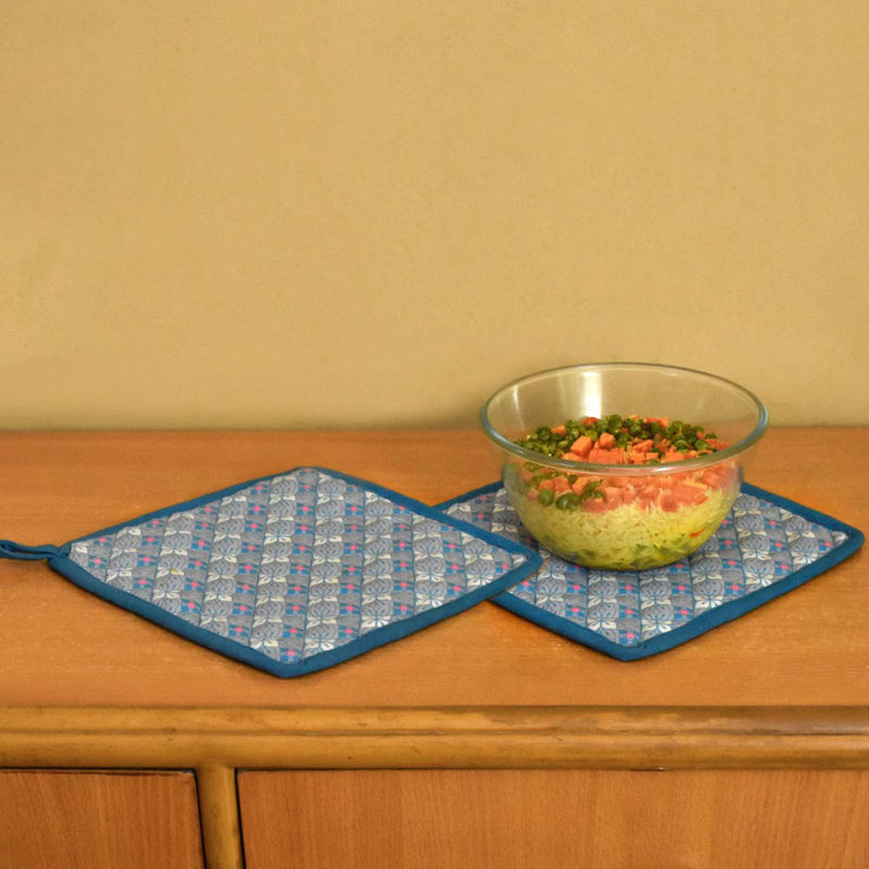 Indigifts Oven Microwave Pot Holders Set Of 2, 8 X 8 Inch Yellow