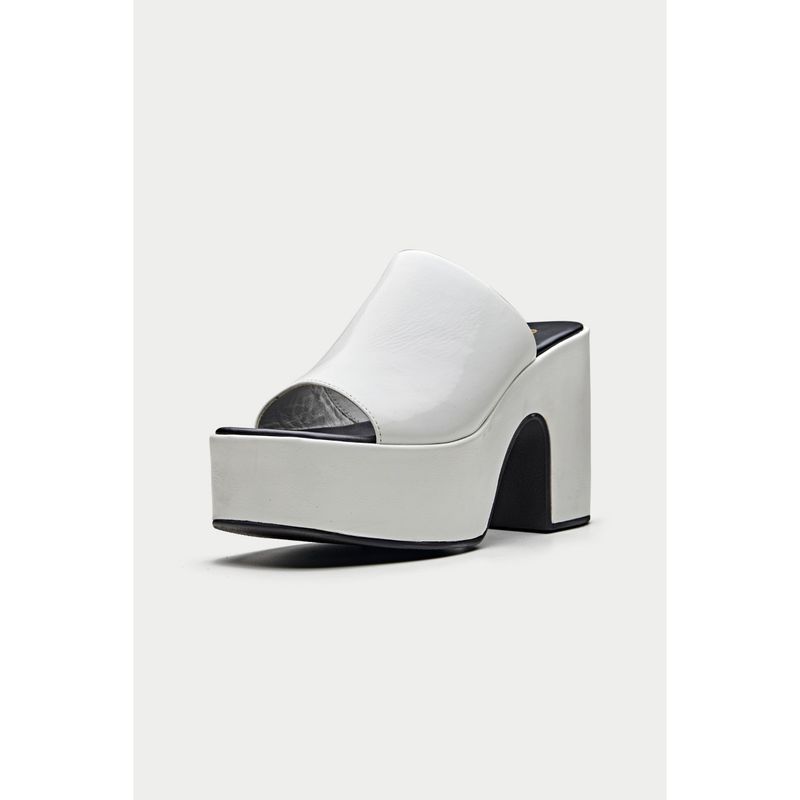 Oroh Sanremo White Sandal Heels (EURO 36)