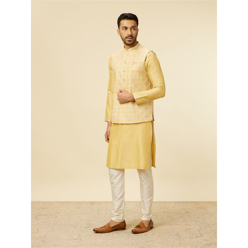 Manyavar Yellow Blended Viscose Embroidery Stone Work Kurta with Pyjama & Jacket (Set of 3) (XL)