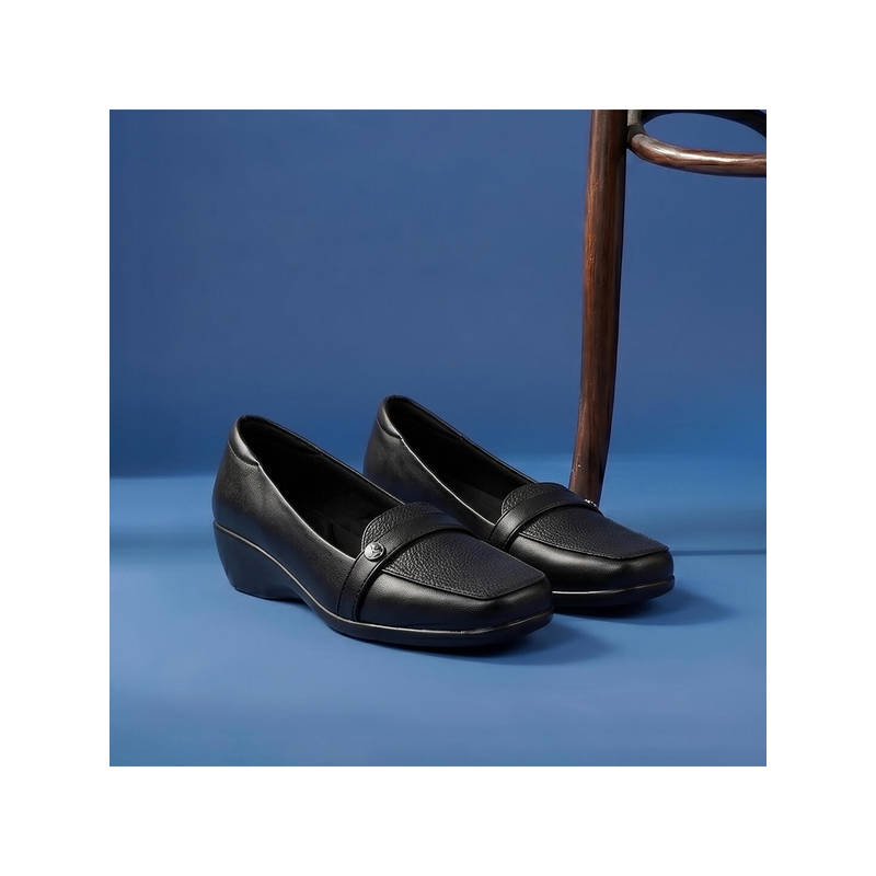 Mochi Women Black Pumps Heels (EURO 36)