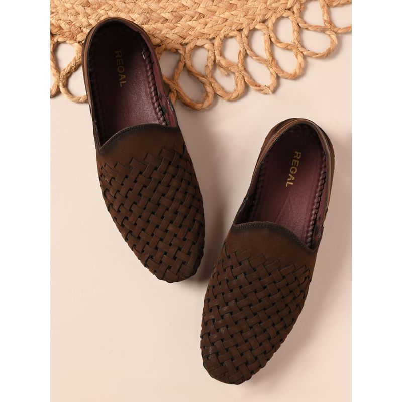 REGAL Brown Mens Woven Style Slip On Mojaris (UK 6)