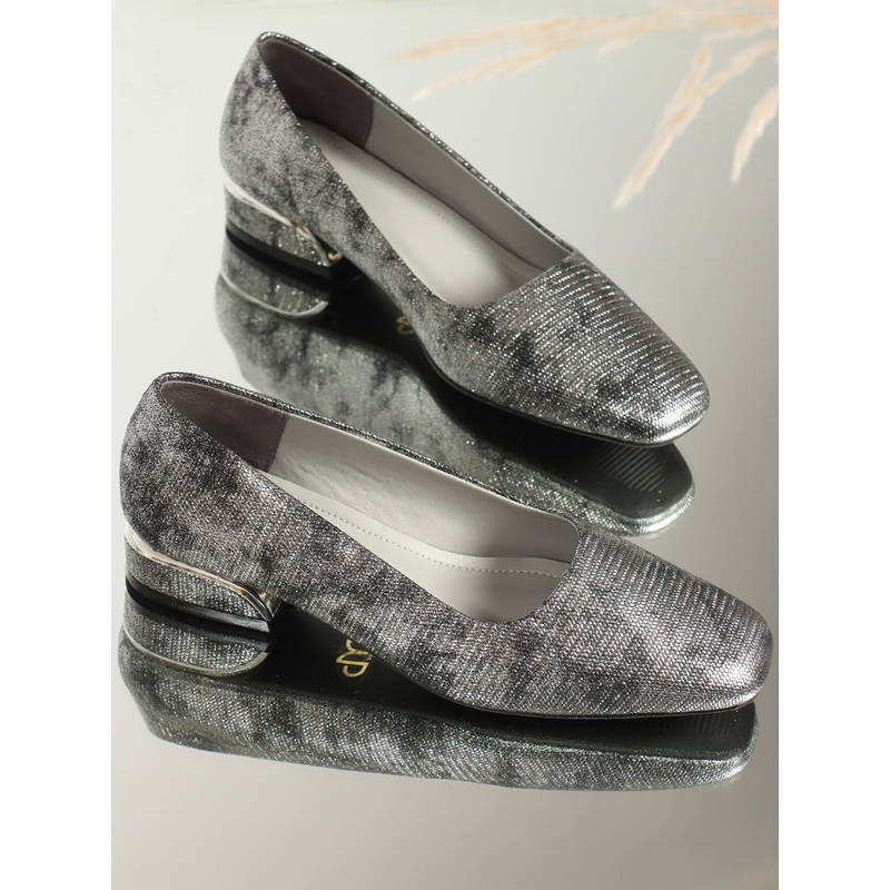 The White Pole Women Grey Synthetic Leather Pumps (EURO 41)