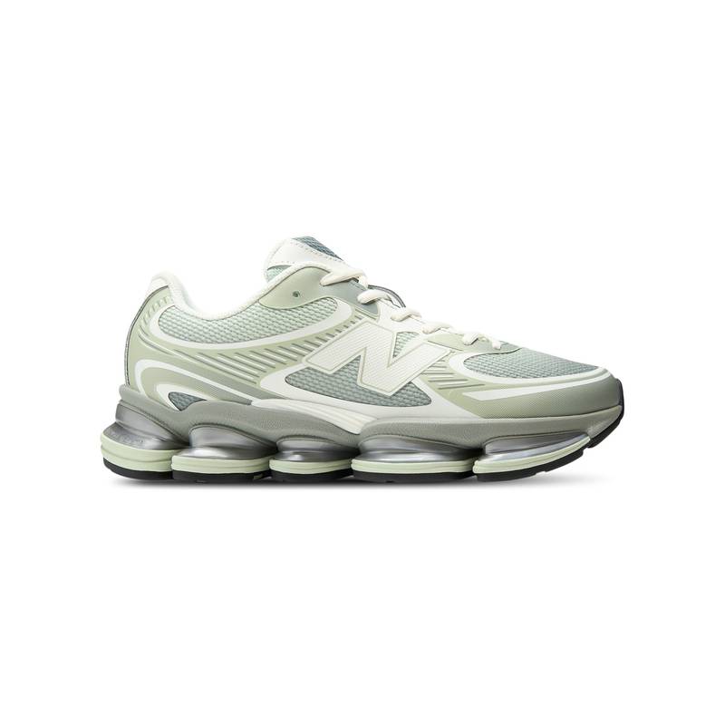New Balance Unisex 2000 Sneakers (UK 5)
