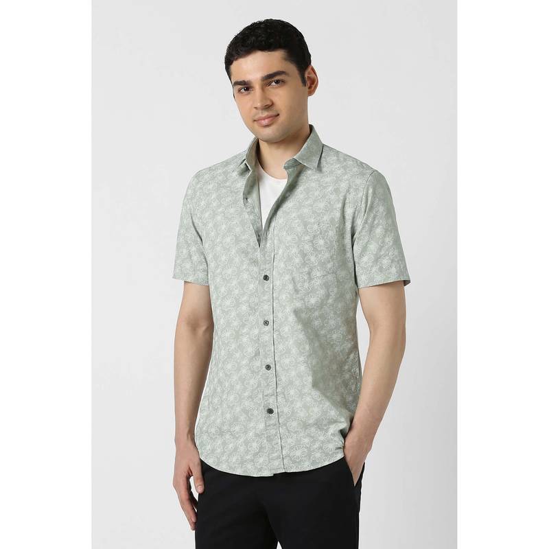 Peter England Men Green Slim Fit Half Sleeves Casual Shirt (44)