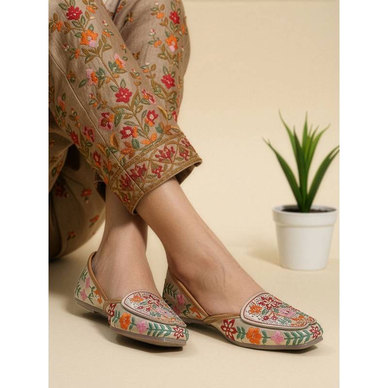 Iconics Women Gold Embroidery Juttis (EURO 36)