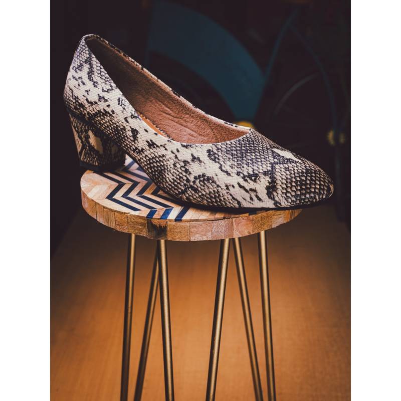 NR BY NIDHI RATHI Multi-Color Printed Block Pump Heels (EURO 36)