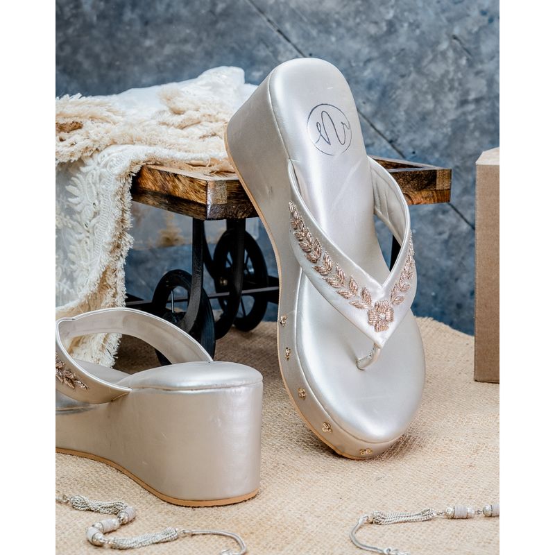 NR BY NIDHI RATHI Silver Shade Wedges Heels (EURO 41)