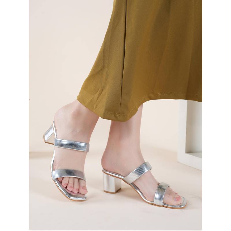 MOZAFIA Women Silver Classic Block Heels (UK 3)
