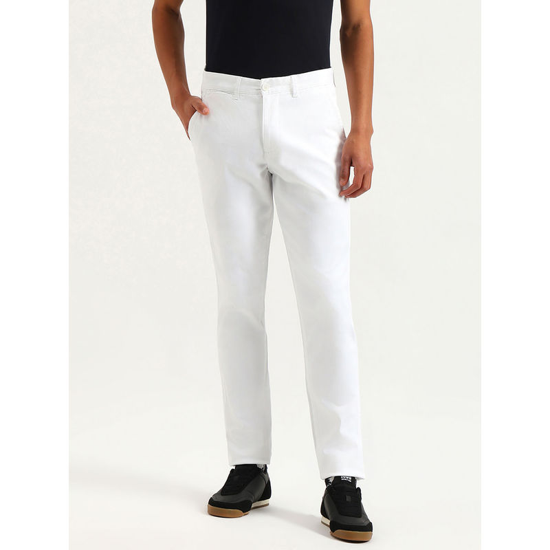 United Colors of Benetton Men White Cotton Blend Slim Fit Chinos (32)