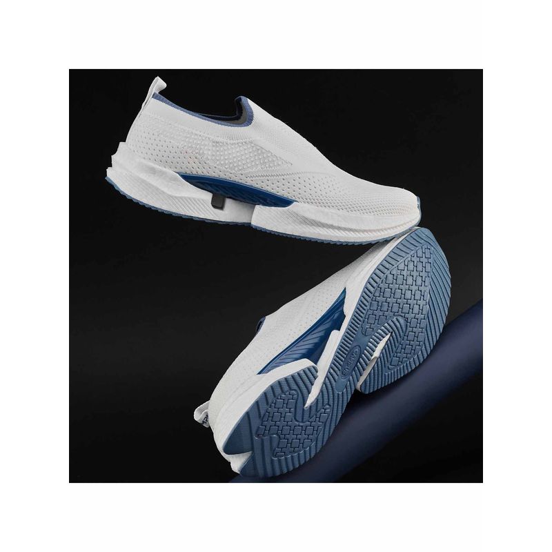 Campus Karp Men White Walking Shoes (UK 10)