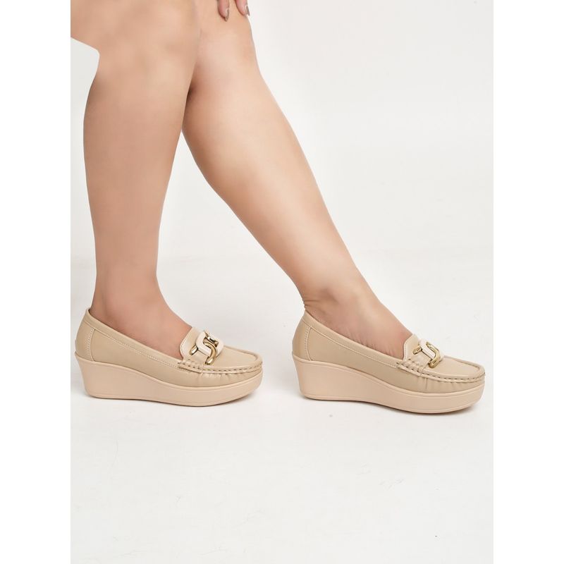 Flat n Heels Women Beige Wedge Loafers (EURO 38)