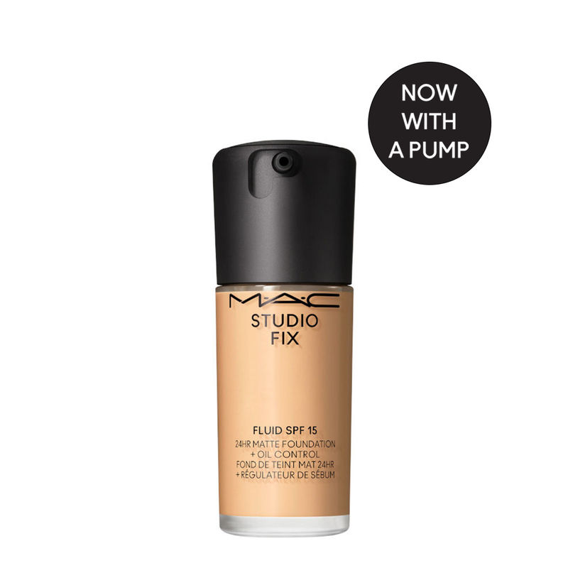 M.A.C Studio Fix Fluid SPF 15 Soft Matte Foundation With Hyaluronic Acid - C40