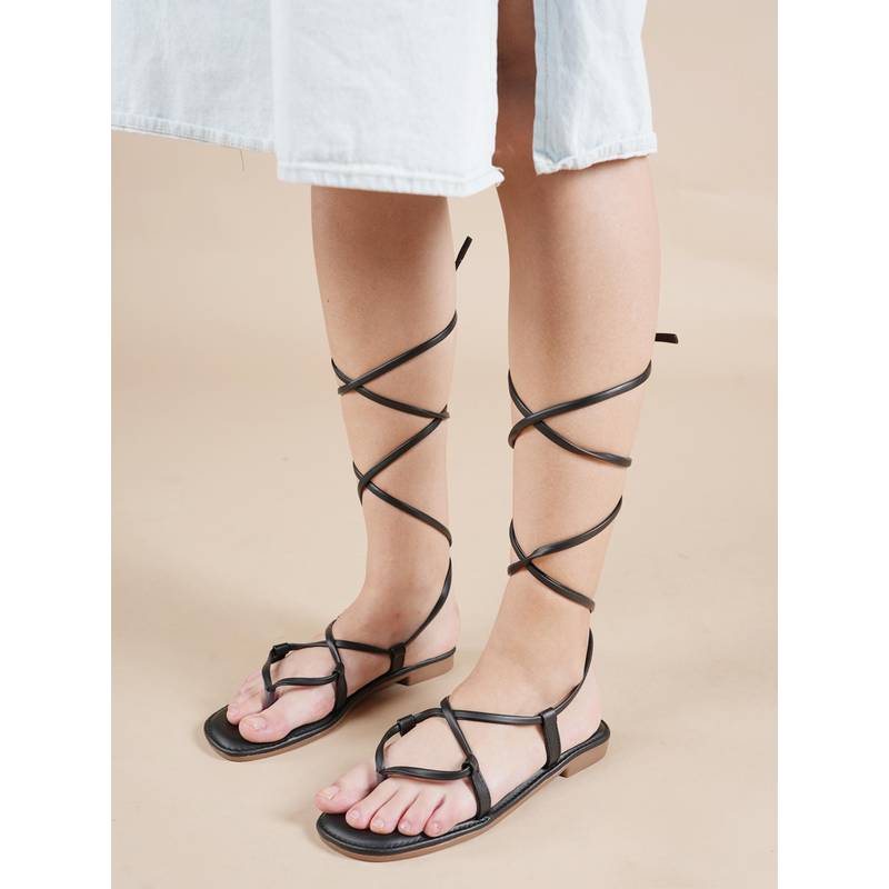Drop Bold Black Women Chic Multi-Strap Gladiators (EURO 37)