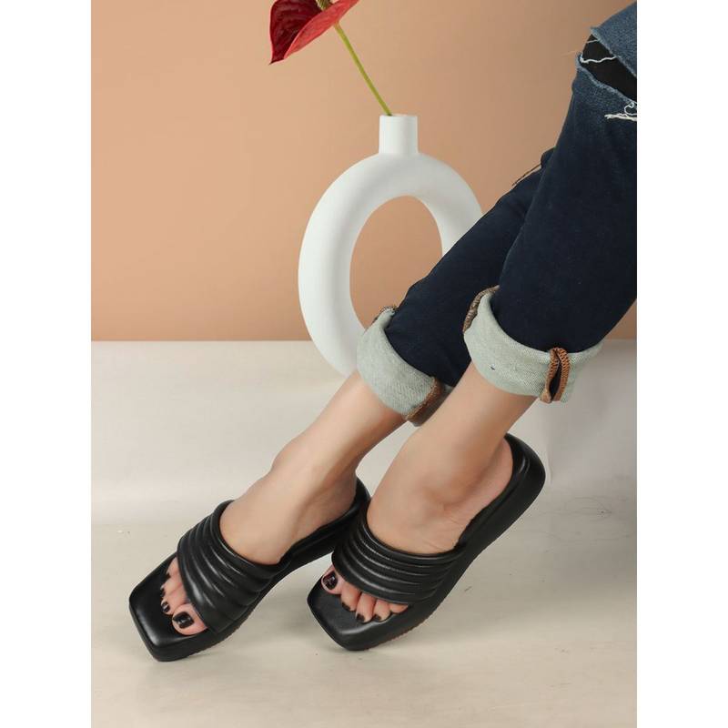 Iconics Womens Black Color Slip-On Textured Comfortable Sandals (EURO 37)