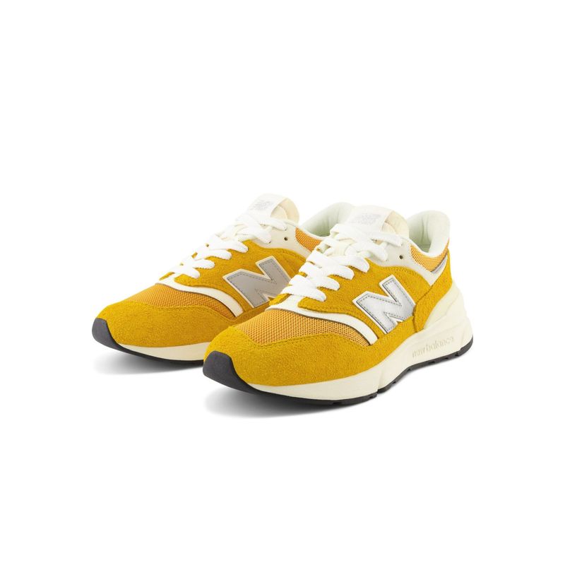 New Balance Unisex 997R Varsity Gold Sneakers (UK 5.5)
