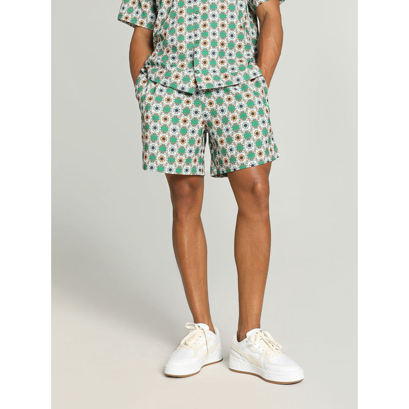 Puma CLASSICS Woven Unisex Green Shorts (S)