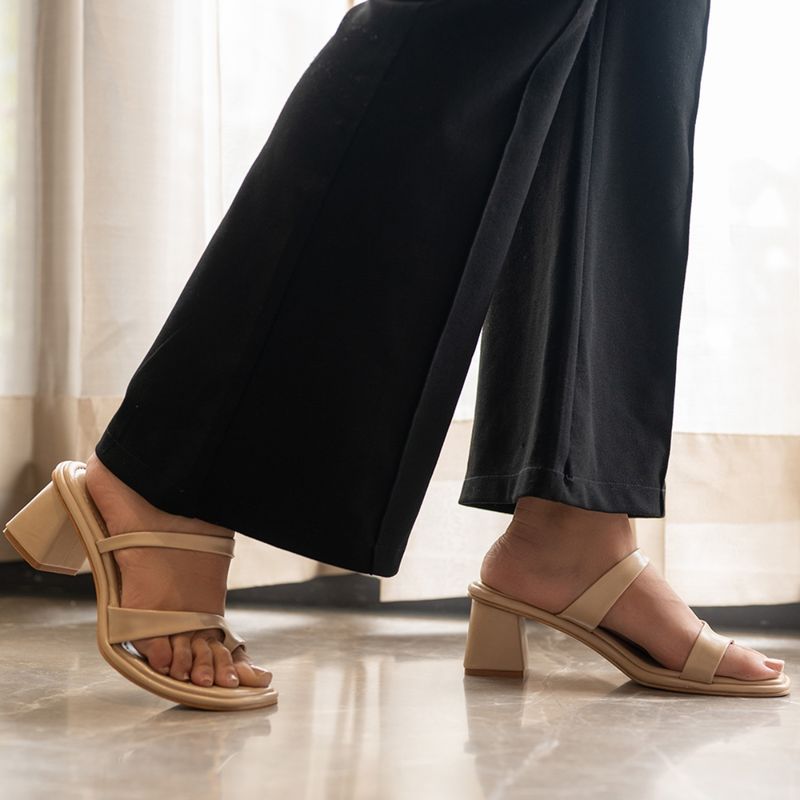 Coral Haze PITCH Beige Thumb Strap Design Block Heels (UK 2)