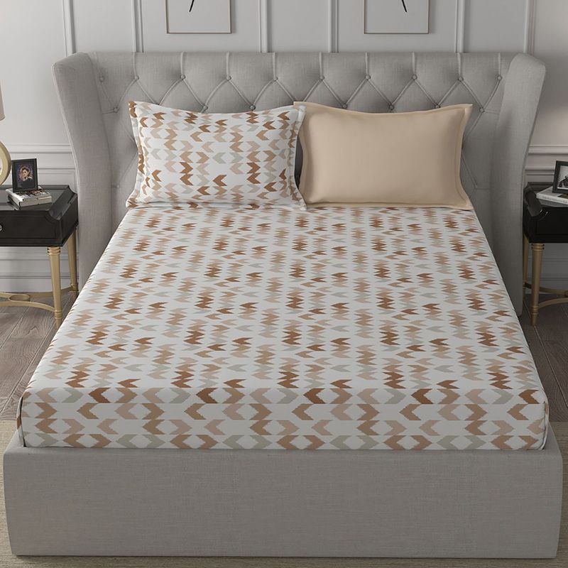 Inhouse by Maspar Ardour 200 TC Ingrid Printed Peach Cotton Bed Sheet With 2 Pillow Covers (QUEEN)