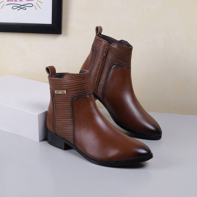 Metro Women Tan Chelsea Boots (EURO 36)