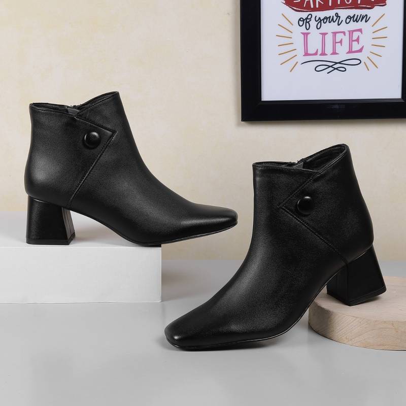 Metro Women Black Casual Boots (EURO 36)