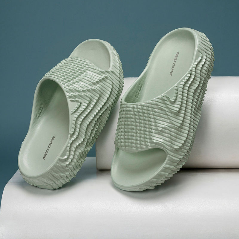 Red Tape Women Textured Mint Sliders (UK 6)