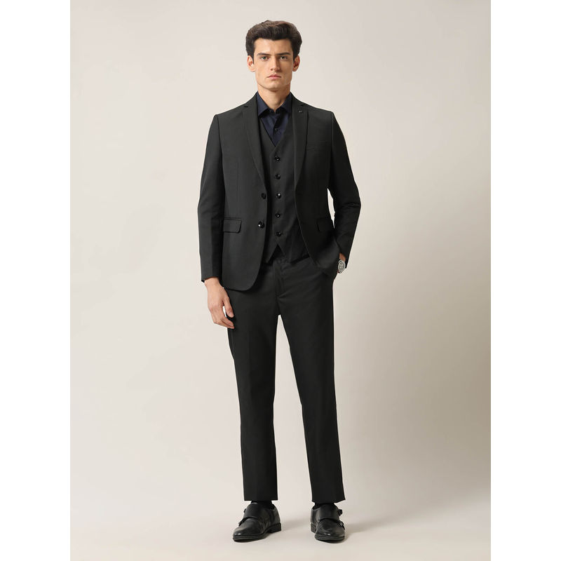 Arrow Mens Dobby Tailored Fit Ceremony Black Blazer with Waistcoat & Trouser (40)