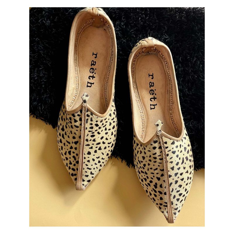 raeth Hair Hide Wild Cheetah Animal Print Multi-colored Mojaris (UK 8)