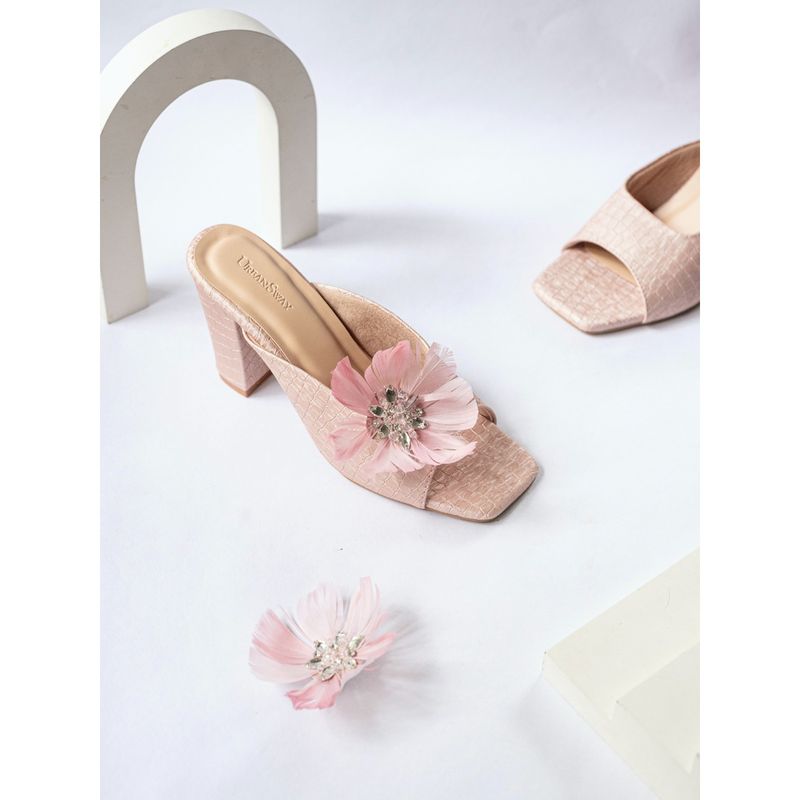 UrbanSway Blush Block Heels (EURO 36)