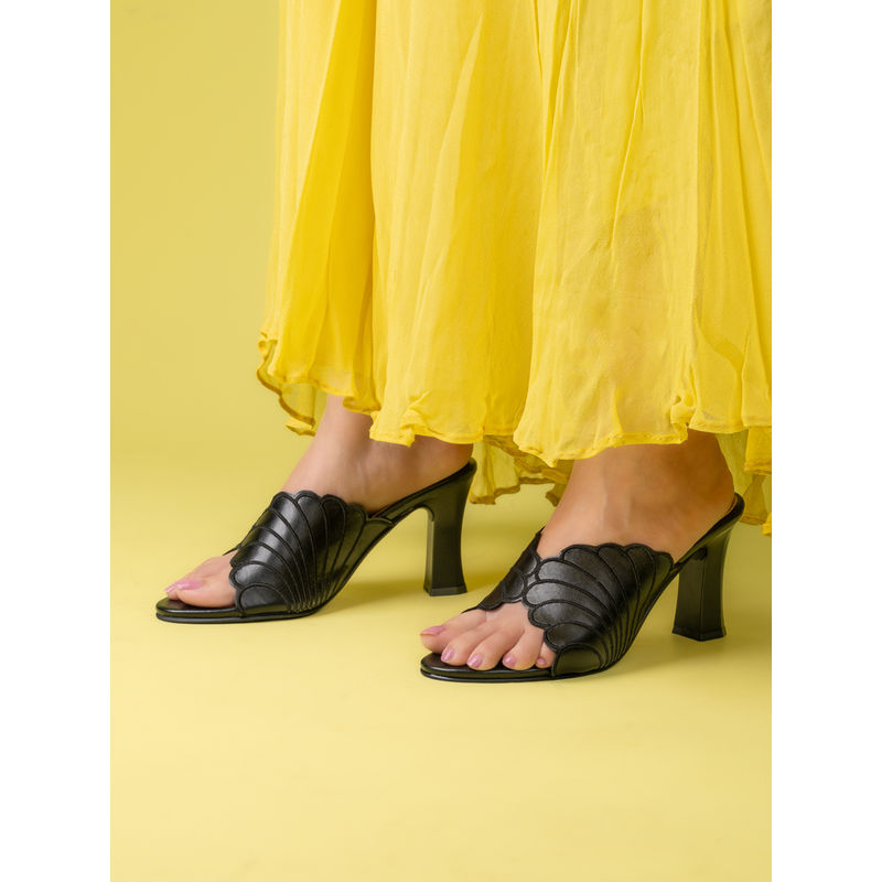 Hydes N Hues Women Black Sandal Heels (EURO 36)