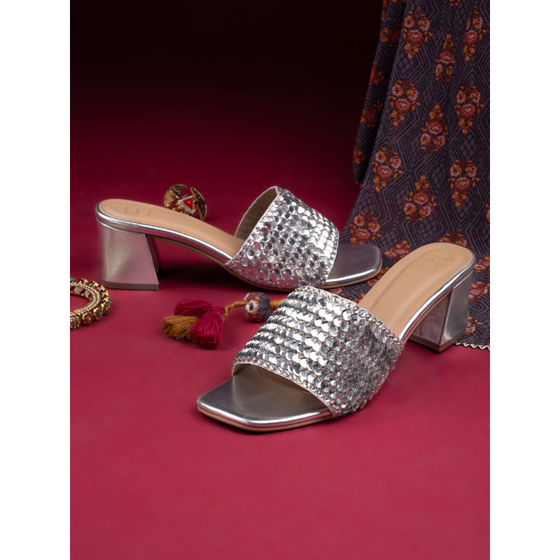 Hydes N Hues Women Silver Sandal Heels (EURO 36)