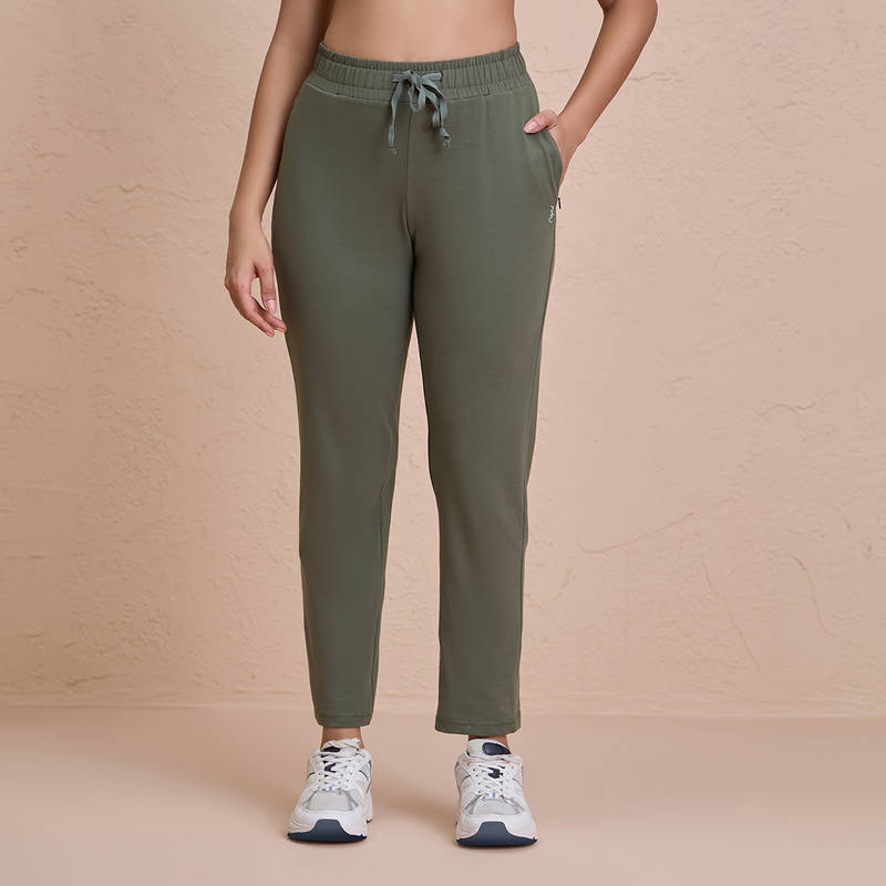 Ultimate Cotton Travel Pants- Relaxed Fit with Spill-Safe Zip Pockets NYAT502 Green (S)