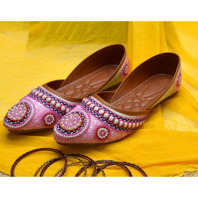 YASSIO Women Delia Embroidered Pink Juttis (EURO 37)
