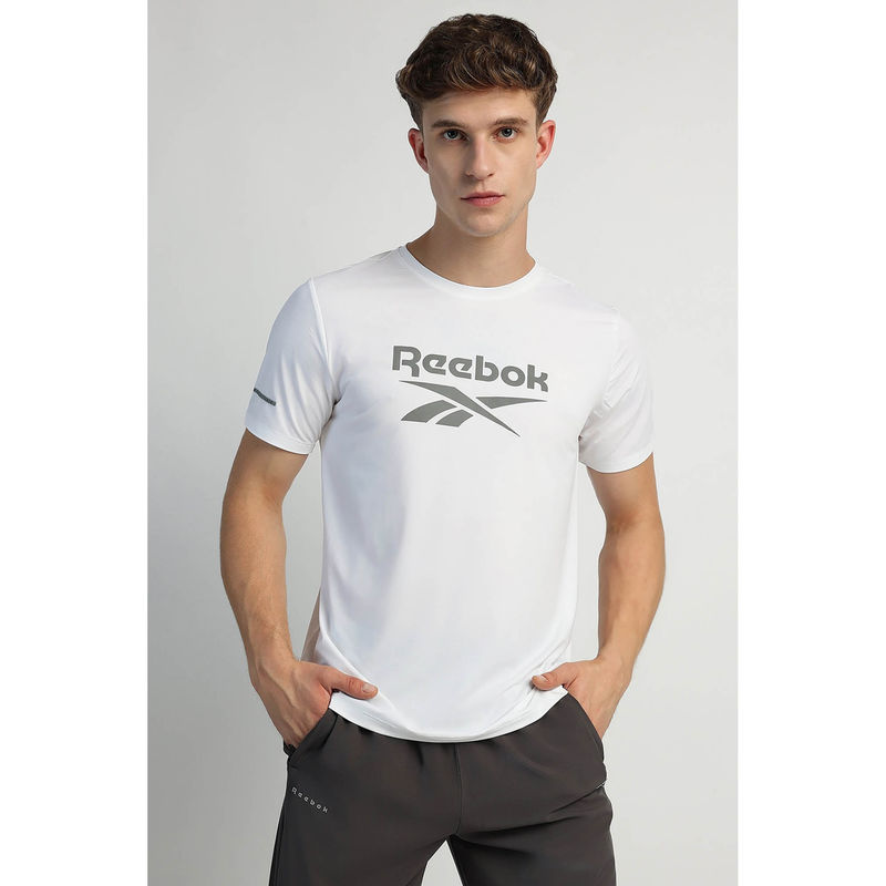 Reebok White Solid Regular Fit T-Shirt (XS)