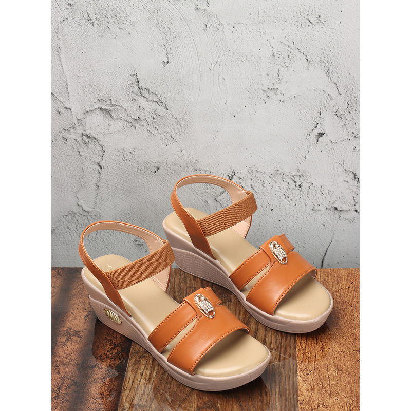 Iconics Women Tan Comfort Sandals (EURO 36)